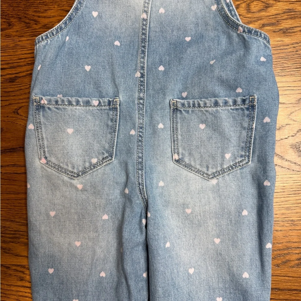 OshKosh B'gosh Girls Light Blue Denim Overalls Pink Hearts Prints Valentine’s 2T